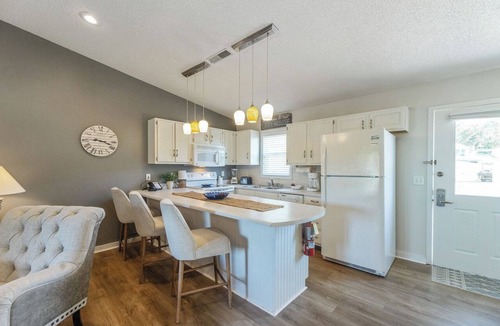 Grand Rivers Condo | One Bedroom Marina View Condo