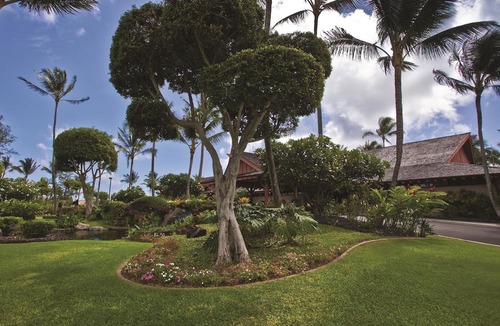 Wailua Resort | One Bedroom Oceanfront Kapa'a Suite