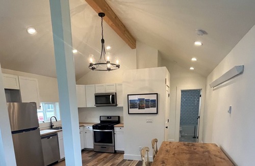 Victor Cottage | One bedroom one bath, Great location downtown close to everything.