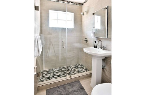 The Roads Apartment | ✨ One Bedroom plus Free Parking