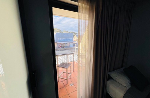 Hamilton Apartment | One Bedroom Spa Apartment