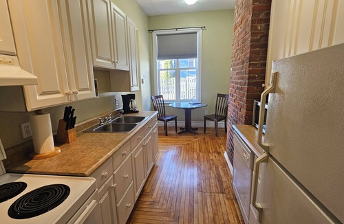 Queens Square Apartment | One Bedroom Sparkler in Charlottetown Historic District