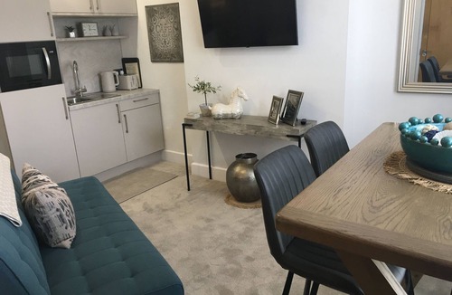 Lytham St. Anne's Apartment | One Bedroom Studio Deluxe Apartment