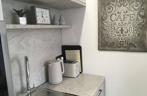 Lytham St. Anne's Apartment | One Bedroom Studio Deluxe Apartment