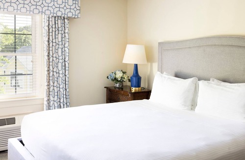 The Pines Hotel | One-Bedroom Suite | Fireplace & Sleeper Sofa