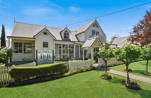 Traralgon Apartment | One Bedroom, Two-Storey Apartment