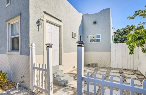 Delray Beach Apartment | One bedroom vacation unit!