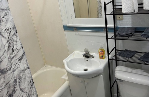 Rawlins House | One block from downtown One bed one bath with extra folded out bed.