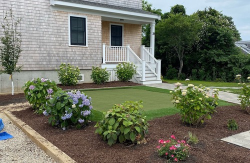 Falmouth Condo | One Block From Surf Drive Beach. Walk to town and ferry. 2 parking spots