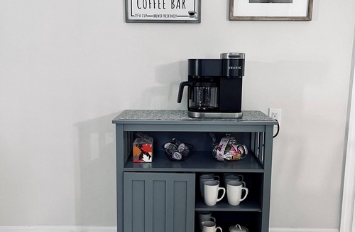 Wall House | One block from the beach!