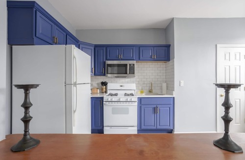 Lodi Apartment | One BR in Lodi Pet Friendly with Laundry & Parking