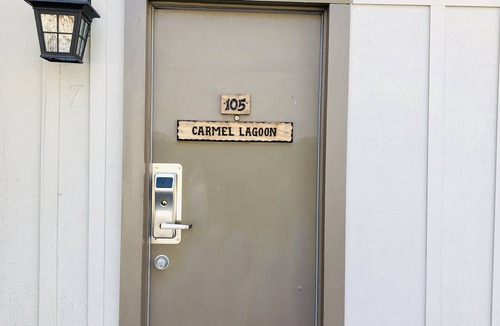 Northeast Carmel Cottage | One Double Bed Cottage