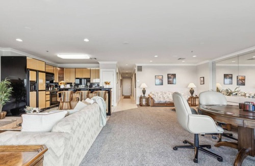 Fort Worth Apartment | ONE-in-a-LifeTime SPEEDway Experience Pool Access