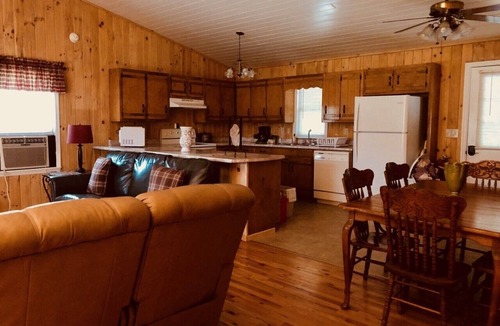 Rabun Gap Cabin | One King, One Full, Bunkbeds, Queen Sleeper Sofa