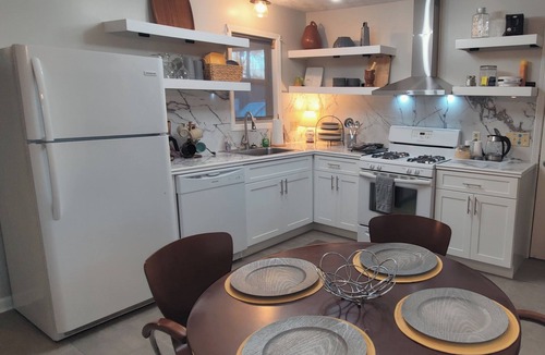 Lithonia House | One-Level/Corporate Lease: King Bed & Fire Pit/10 min to Stone Mountain Park