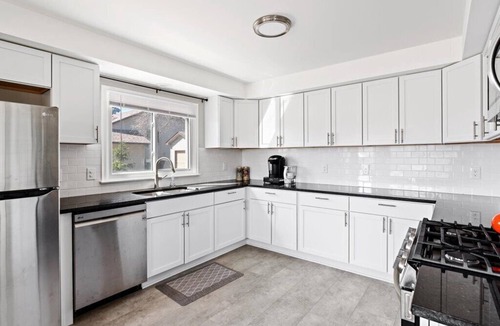 Brooklyn Park House | One Level Living Near Champlin