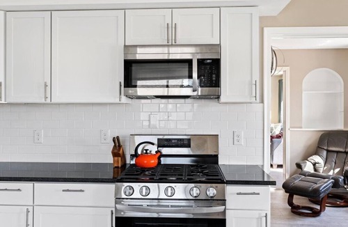 Brooklyn Park House | One Level Living Near Champlin