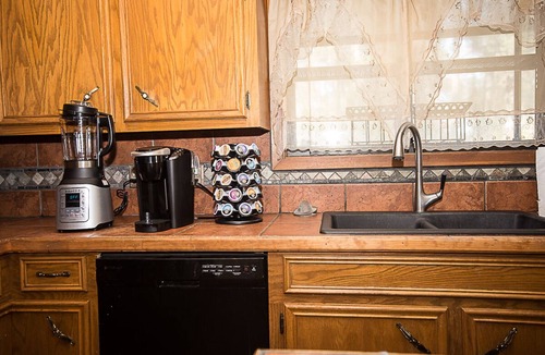 Ruston Apartment | One Luxury King Suite with private bath. We also have add'l rooms available.