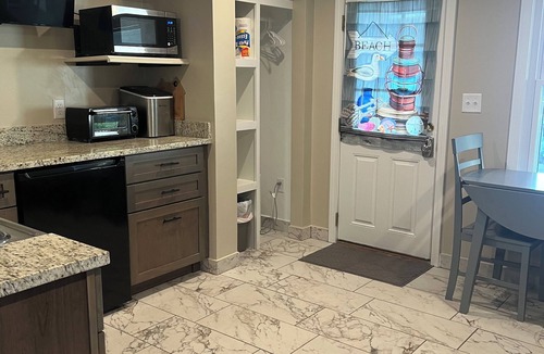 Wells Beach Condo | One Minute Walk To The Beach!