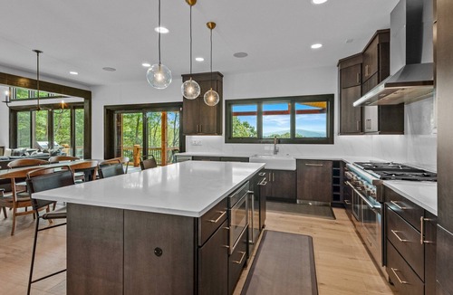 Elk Park Cabin | One More Day at Eagles Nest - luxury, 5 king ensuites, views, hot tub