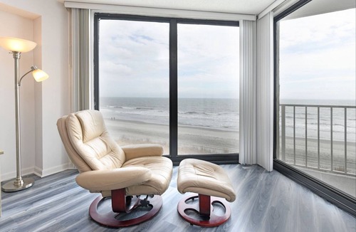 Garden City Condo | One Ocean Place - Direct Oceanfront