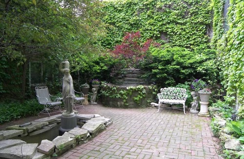 Old Town Triangle Apartment | One-of-a-Kind Apartment In Old Town!