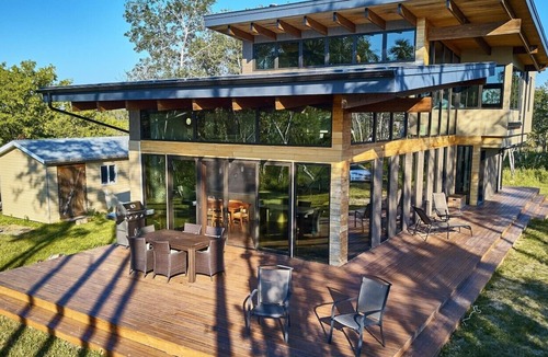 Shoal Lake House | One of Kind LakeFront Cottage Home With Gorgeous Lake Views, Huge Deck