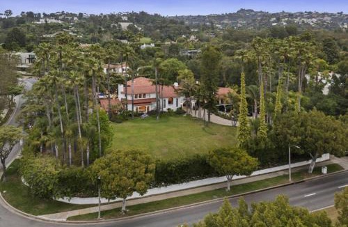Beverly Hills House | One of Kind Ultra Luxury Beverly Hills Estate