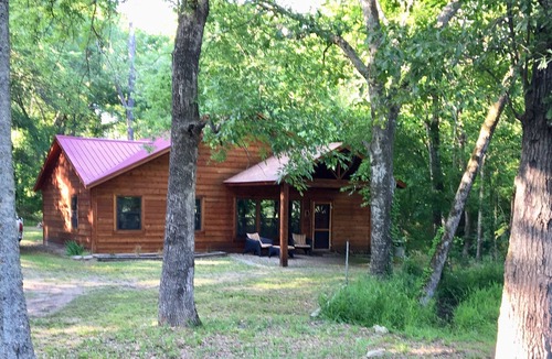 Tuskahoma Cabin | One of the Best You’ll Find! Peace & Quiet - Comfort & Charm;