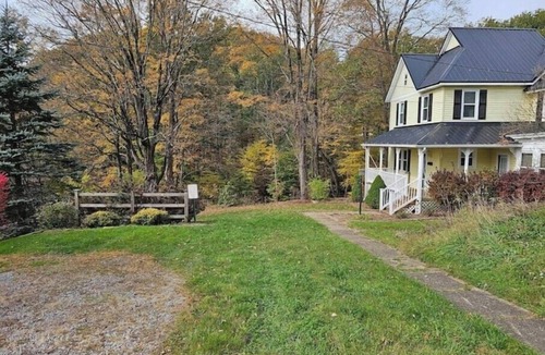 Tidioute House | One on the Creek