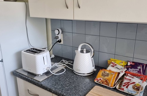 Woodville Apartment | One on Vogel.