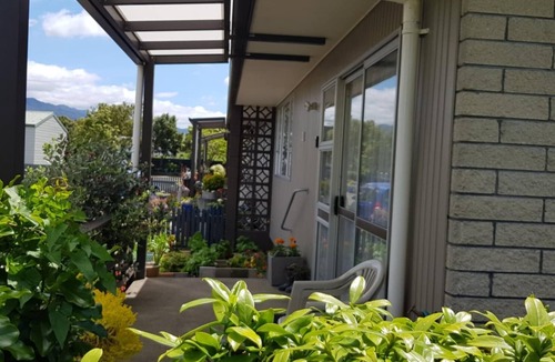 Woodville Apartment | One on Vogel.