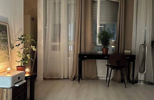 Aubervilliers Apartment | One-room apartment in Aubervilliers