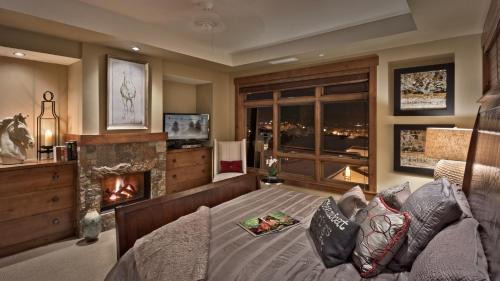 Steamboat Springs Apartment | One Steamboat Place #518 Sleeping Giant