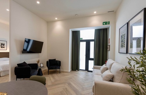 Pobles del Sud Apartment | One Tower Apartment - 09