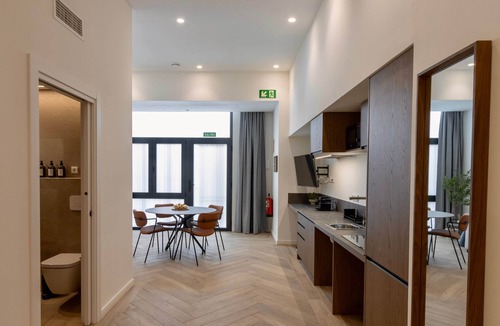 Pobles del Sud Apartment | One Tower Apartment - 06