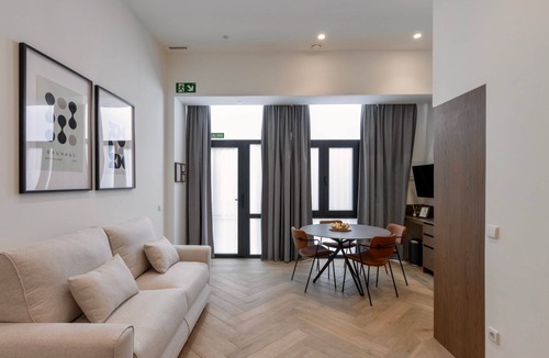 Pobles del Sud Apartment | One Tower Apartment - 08