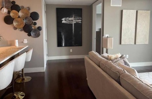 University Circle Apartment | One Univeristy Circle Oasis stay