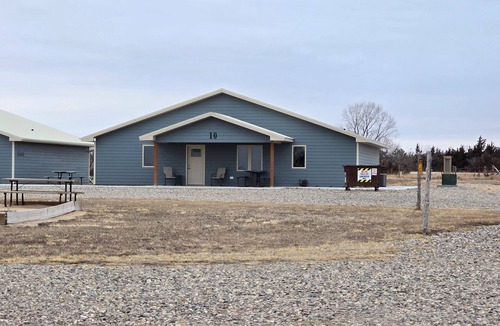Crofton Cabin | One4-bedroom cabins with WiFi and AC in Crofton, NE. Reserve for one night/more.