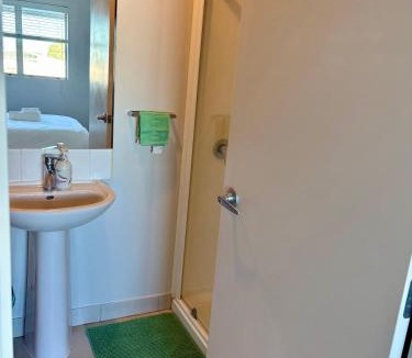 Onehunga Apartment | Onehunga Apartment 2BR, Self Check-In