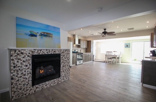 Cleveland House | Oneida Lake DIRECT LAKEFRONT RANCH Camp "Whataview"