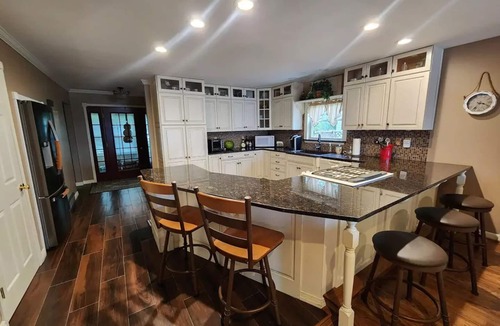 Bridgeport House | Oneida Lake Oasis