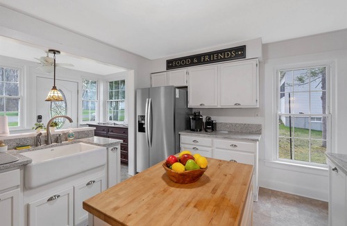 Cleveland House | Oneida Lakefront | Dock | Kayaks | Pet Friendly