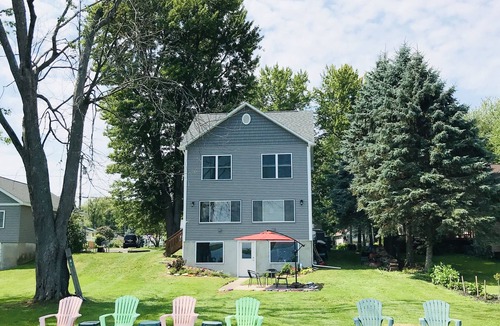 Central Square House | Oneida Lakefront Home with Dock @ Peaceful Big Bay