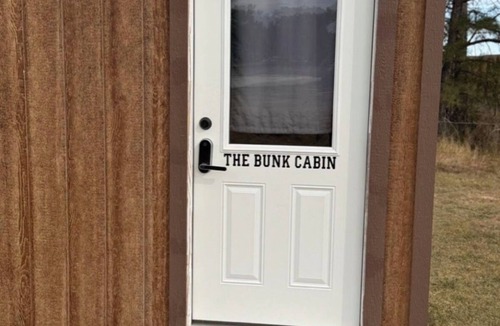 Tuthill Cabin | O’Neill Venture’s Bunk Cabin with WIFI
