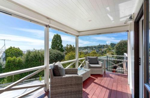 Onemana Apartment | Onemana Retreat - Self-contained unit with Hot Tub