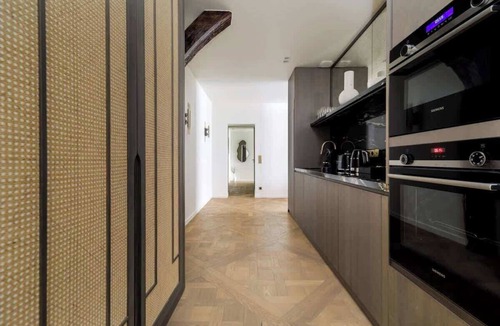 Saint-Thomas-d'Aquin Apartment | ONIRI - Sublime Serviced 3-BR/3BA - Saint Germain