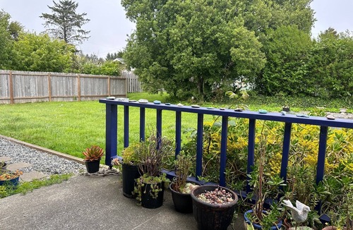 Crescent City North Cottage | Only 1 mile to the beach!