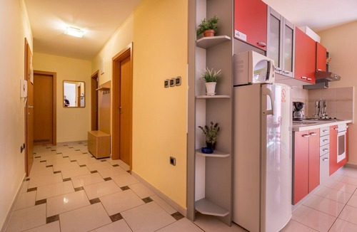 Jurandvor Apartment | Only 350 metres to the beach with air conditioning, WiFi