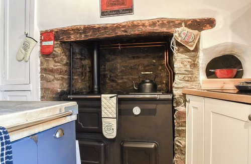 Littleham Cottage | Only 4 miles from Westward Ho.
